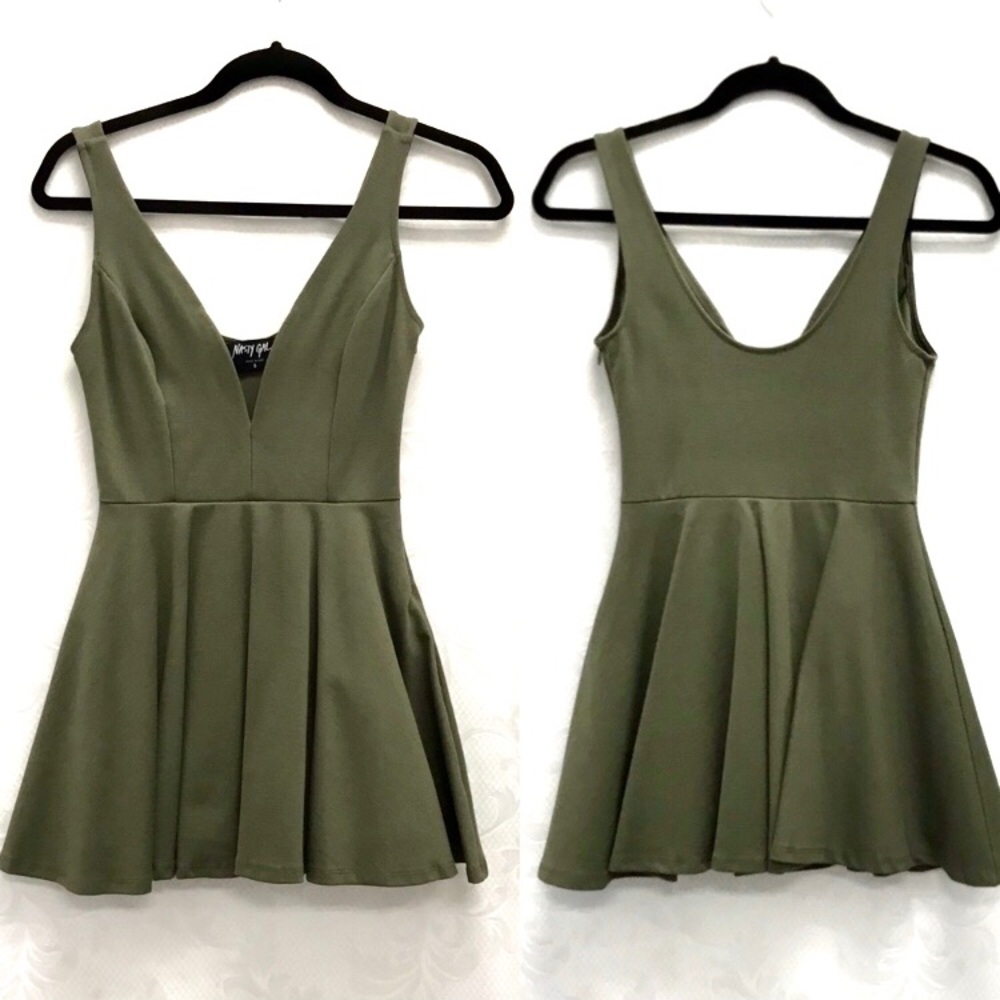 NWT Express Vneck Olive Green Skater Skort Dress - Picture 2 of 7